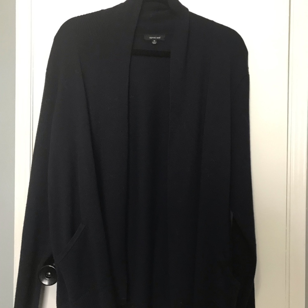 Women’s navy blue knit cardigan NWOT